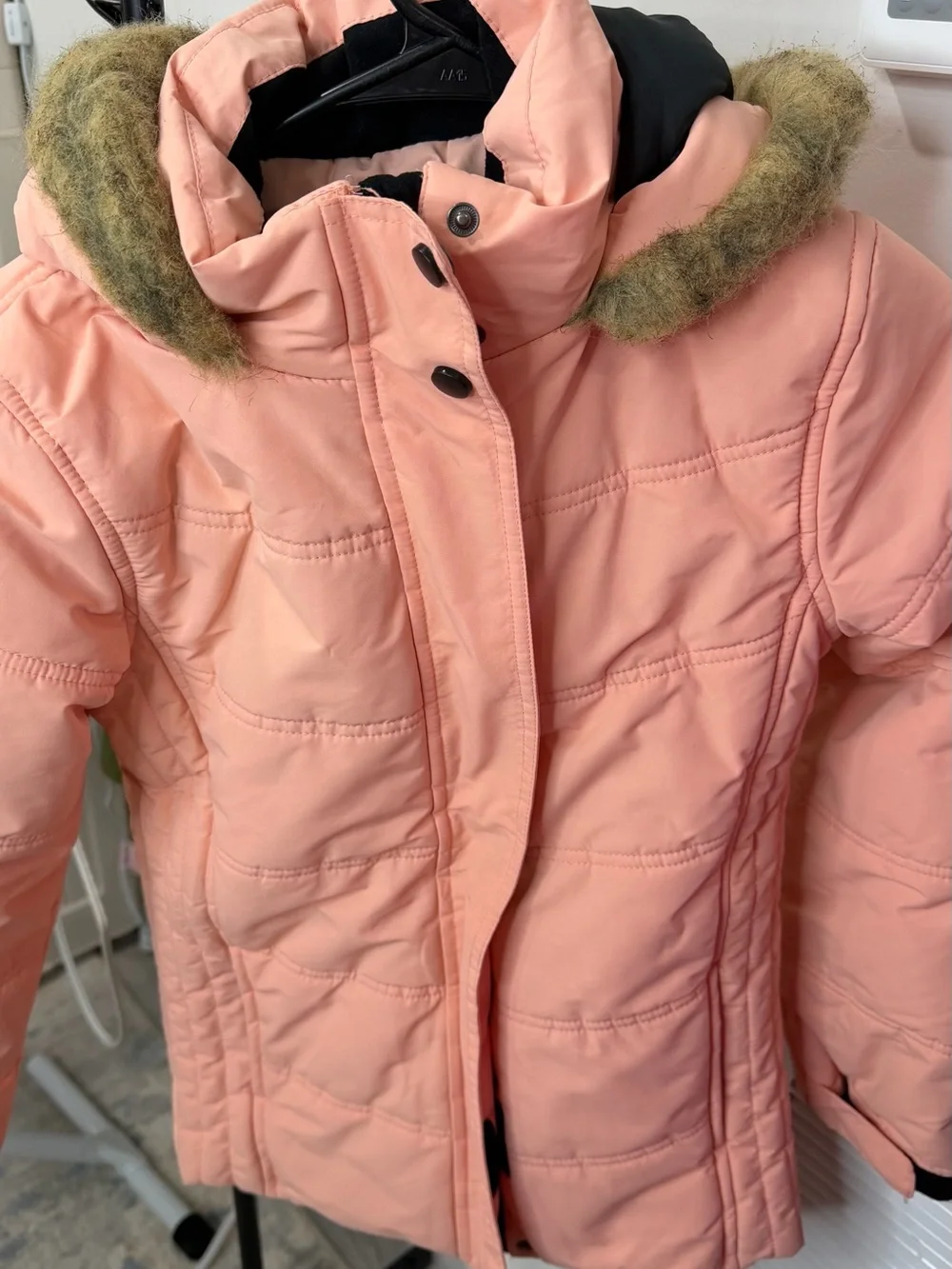 Girls 5-7 Clothing Lot Guess Nike Disney Stitch Iceburg 5 Piece Set